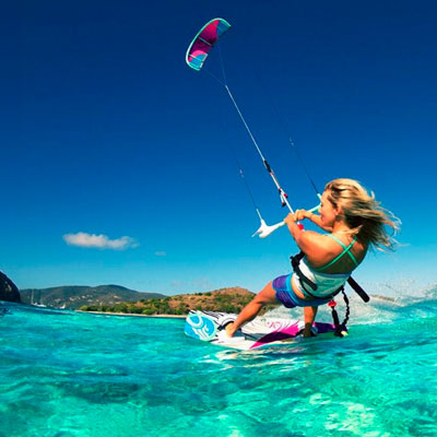 Кайтсерфинг для начинающих: все, что нужно знать